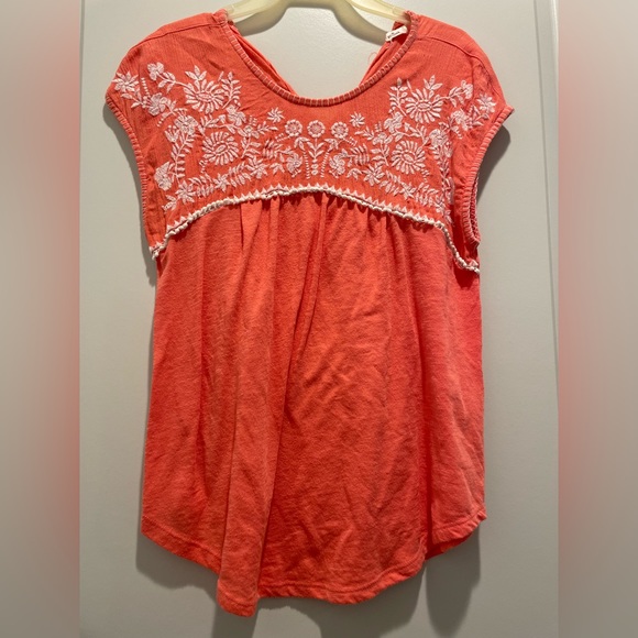 Hollister Embroidered Top - Picture 2 of 4